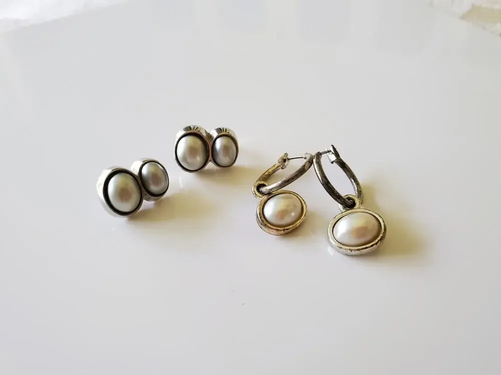Vintage Pair of Silver Tone Pearl Earrings